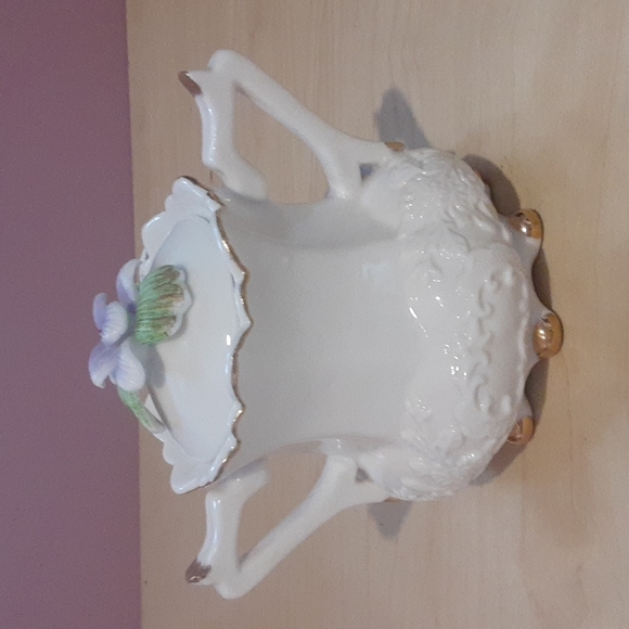 Tea pot ,Creamer & covered sugar bowl set - Picture 8 of 16